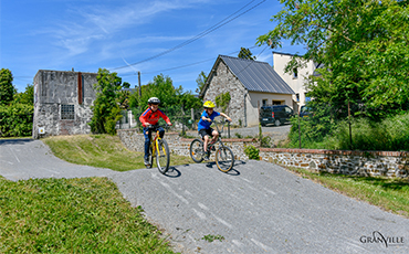 Château Bonheur participe à Mai à vélo. ©Benoit.Croisy-Coll.Ville de Granville