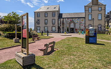 Exposition Plein Format 1. ©Benoit.Croisy-Coll.Ville de Granville