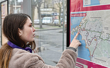 Deux lignes de bus maillent la commune de Granville. ©Benoit.Croisy