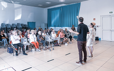 Christophe Lamoureux et Cassandre Lemeilleur lancent la répétition générale du Silver Show.©B.Croisy