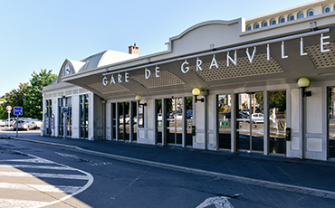 La gare de Granville accueille les voyageurs depuis 150 ans. ©Benoit.Croisy