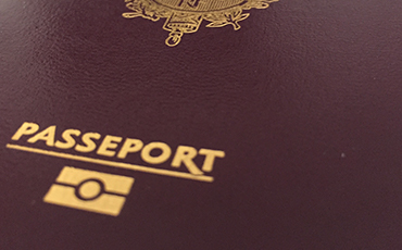 Le service Passeports et Cartes Nationales d’Identité est accessible sur rendez-vous.