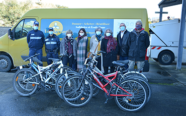 La Police Pluri-communale Granville-Donville veille depuis plusieurs années à offrir une seconde vie aux objets trouvés non réclamés par leurs propriétaires après une longue période.